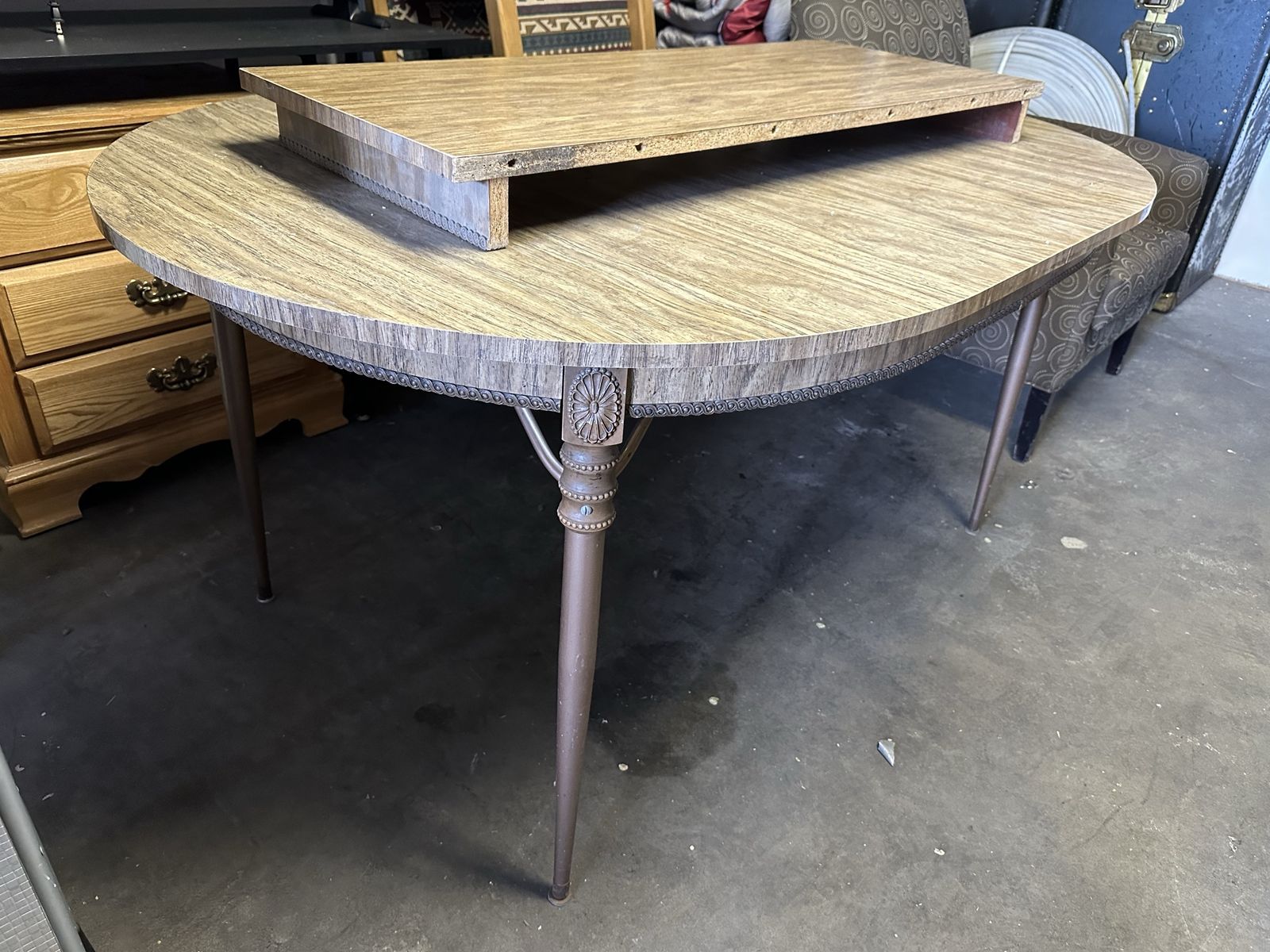 Dining Table With Leaf Extension