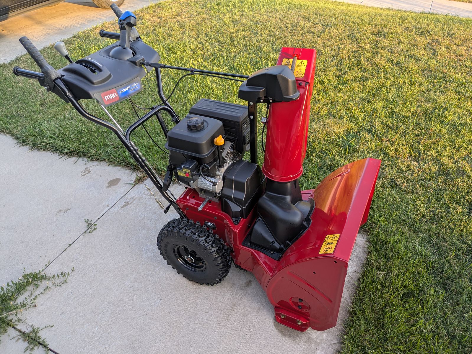 Toro Power Max 824 OE 24in Gas Snow Blower