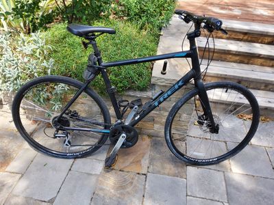 Extra large Trek