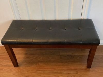 Padded Bench Sturdy Clean Nice