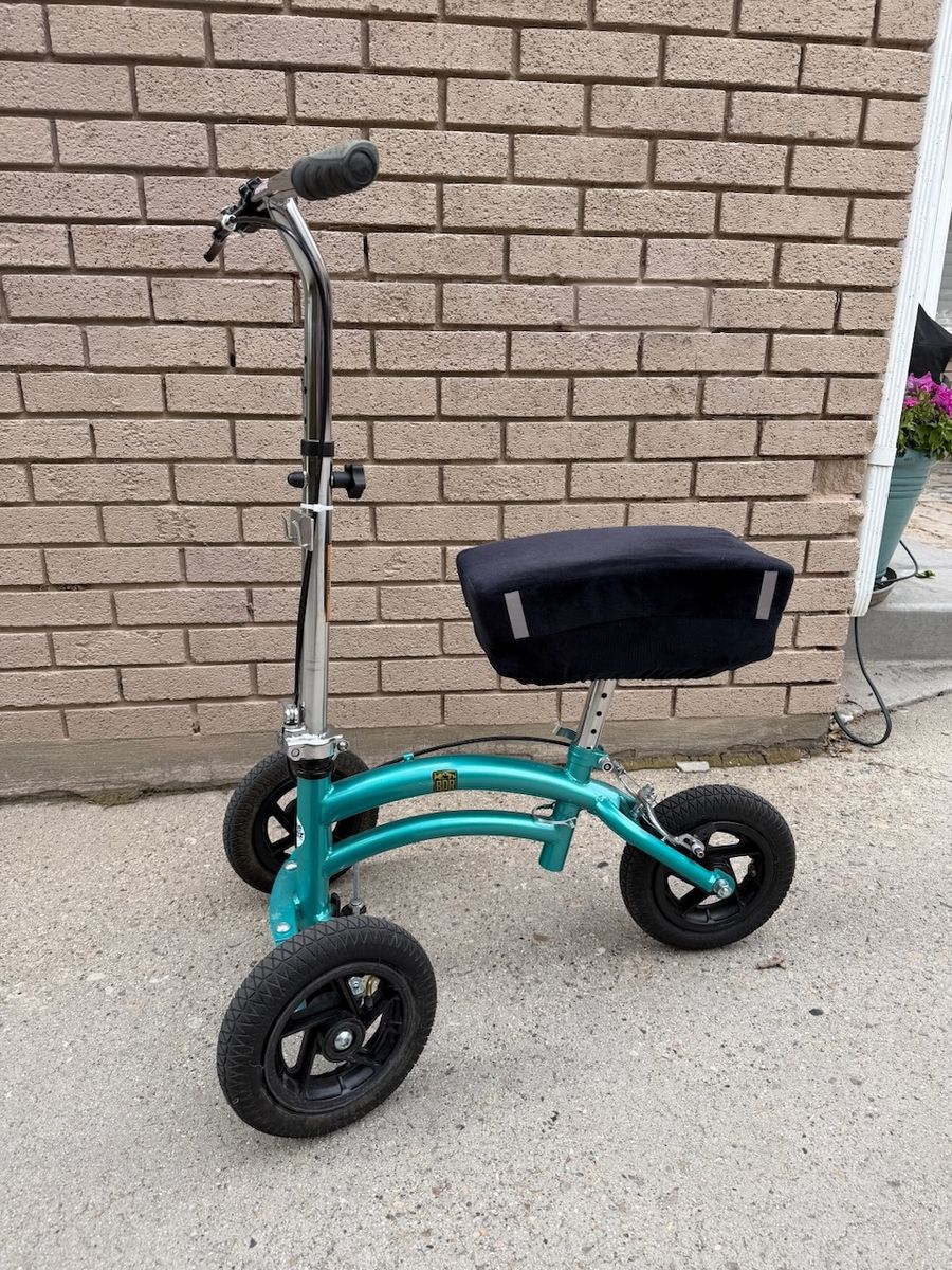 Knee Rover LRR-T all-terrain knee scooter mobility