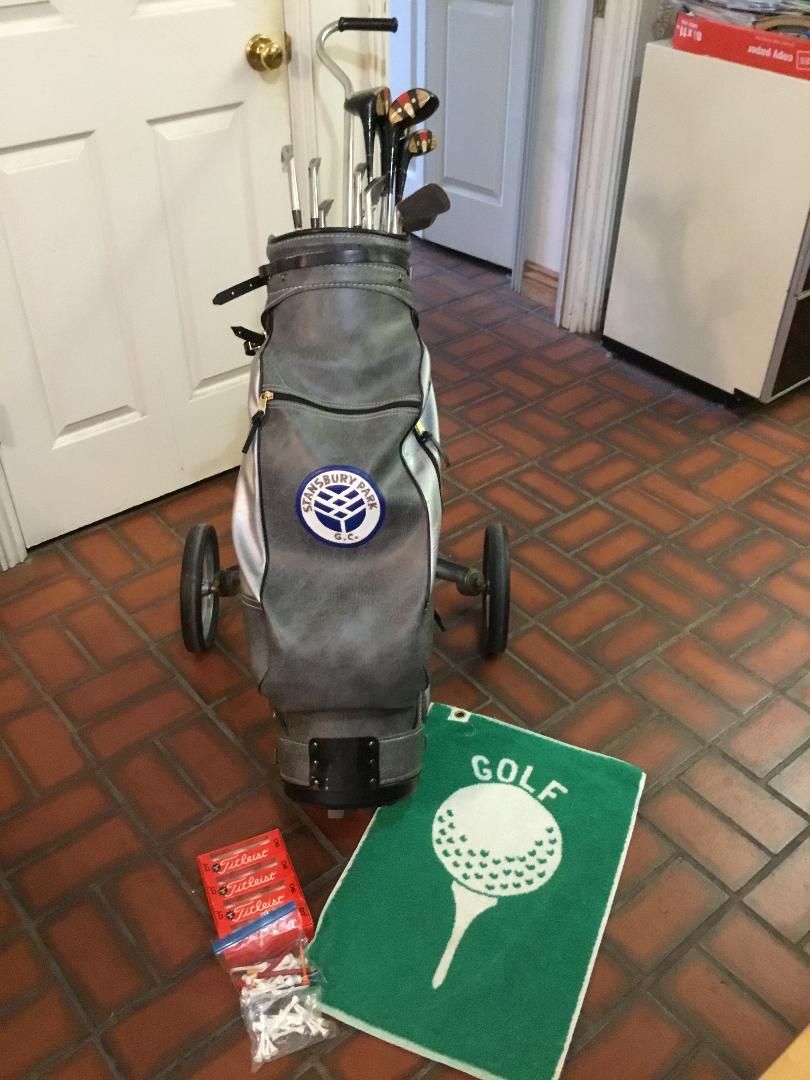 GOLF ENSEMBLE-BAG,CLUBS,CART o.b.o.