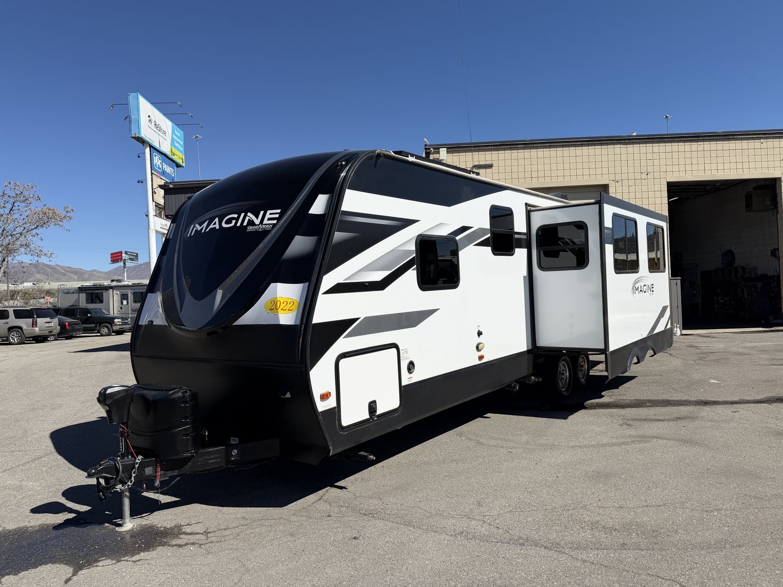 Solar, Bunk, Sleeps 8, Outside Kitchen, 2022 Grand Design Imagine 2910BH = Like East To West Alta, Cruiser Aire, reflection