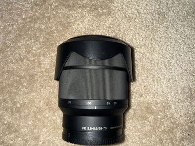 Sony 28-70