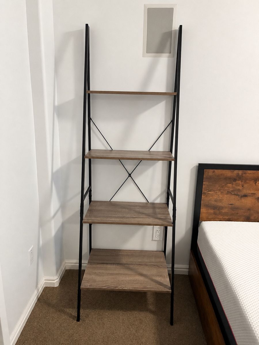 Ladder Bookshelf – $25