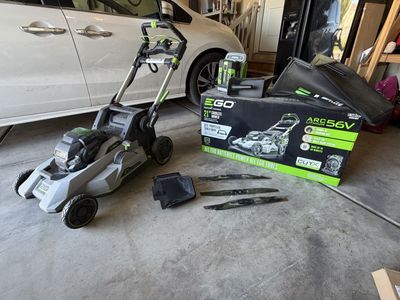 EGO Select Cut Mower with 7.5 battery