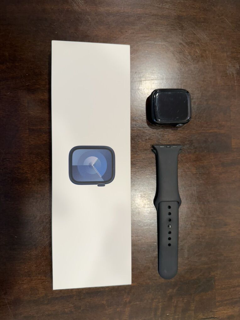 Apple Watch Series 9 45mm Midnight Aluminum
