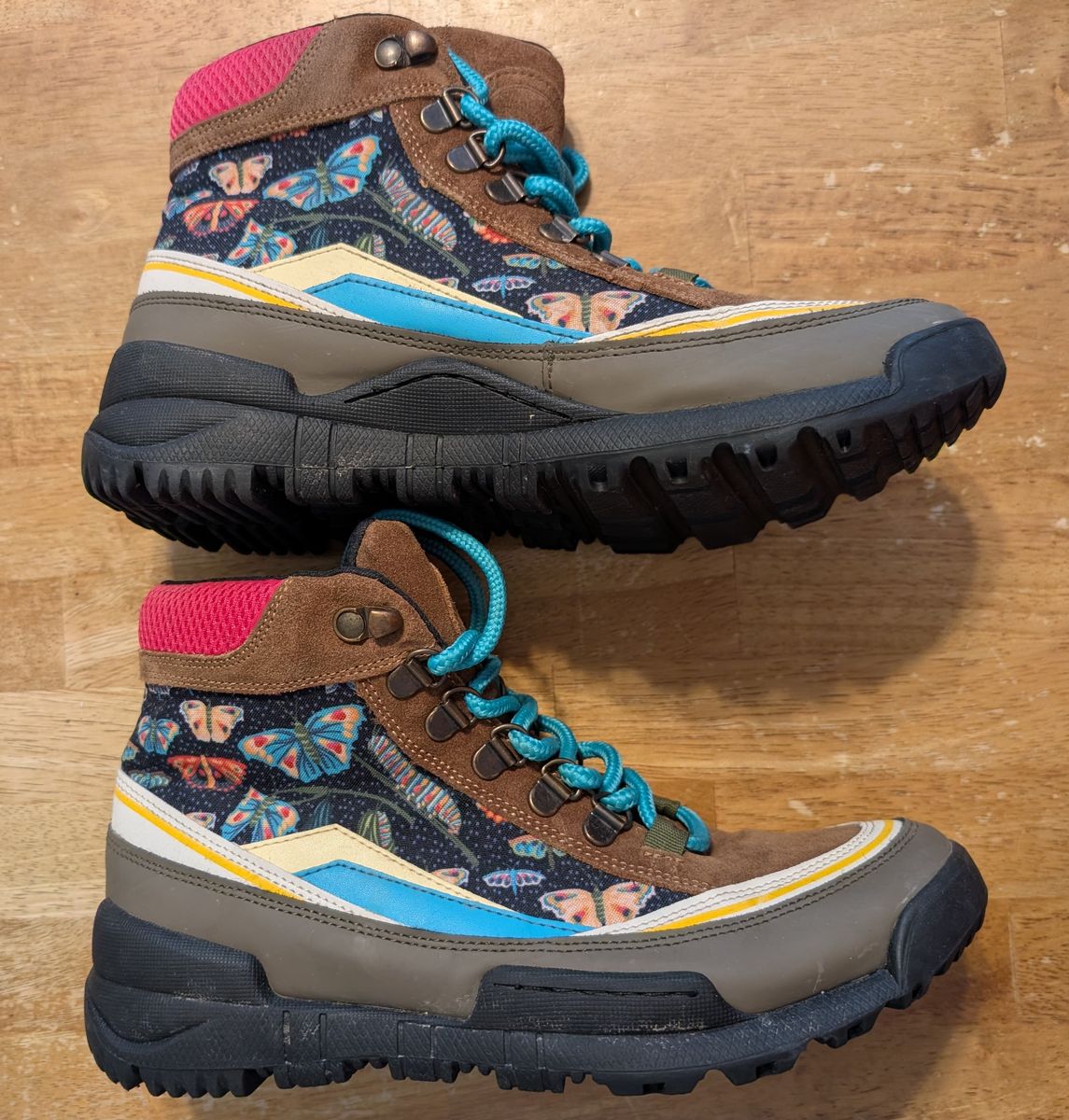 Inkkas women's size 9 hiking boots