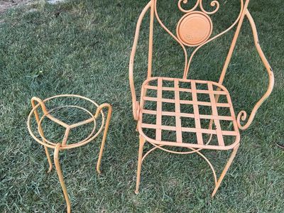 Rod Iron Chair and Table