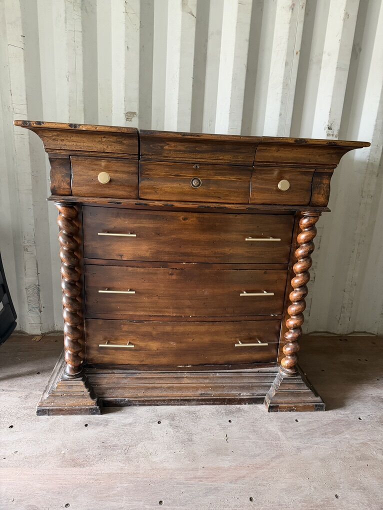 Vintage European Style Solid Wood Vanity Dresser