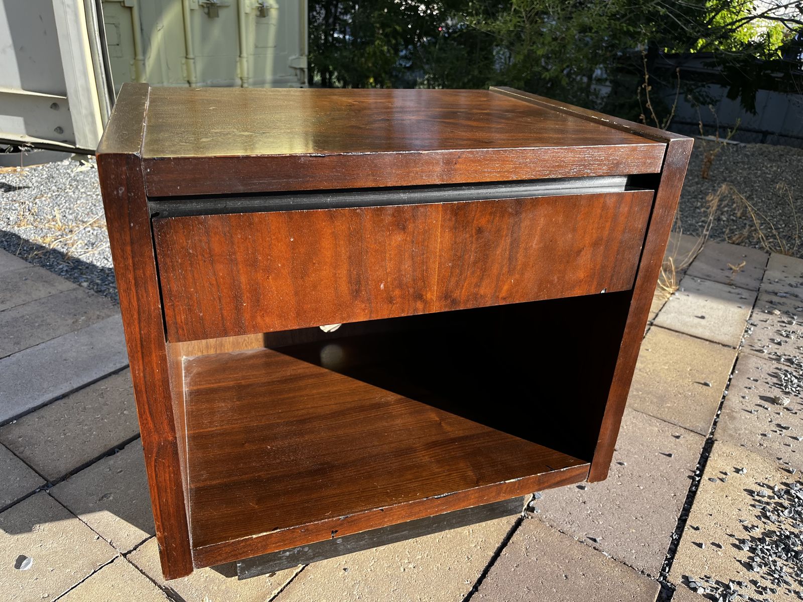 Vintage Lane mic century table home entertainment stand