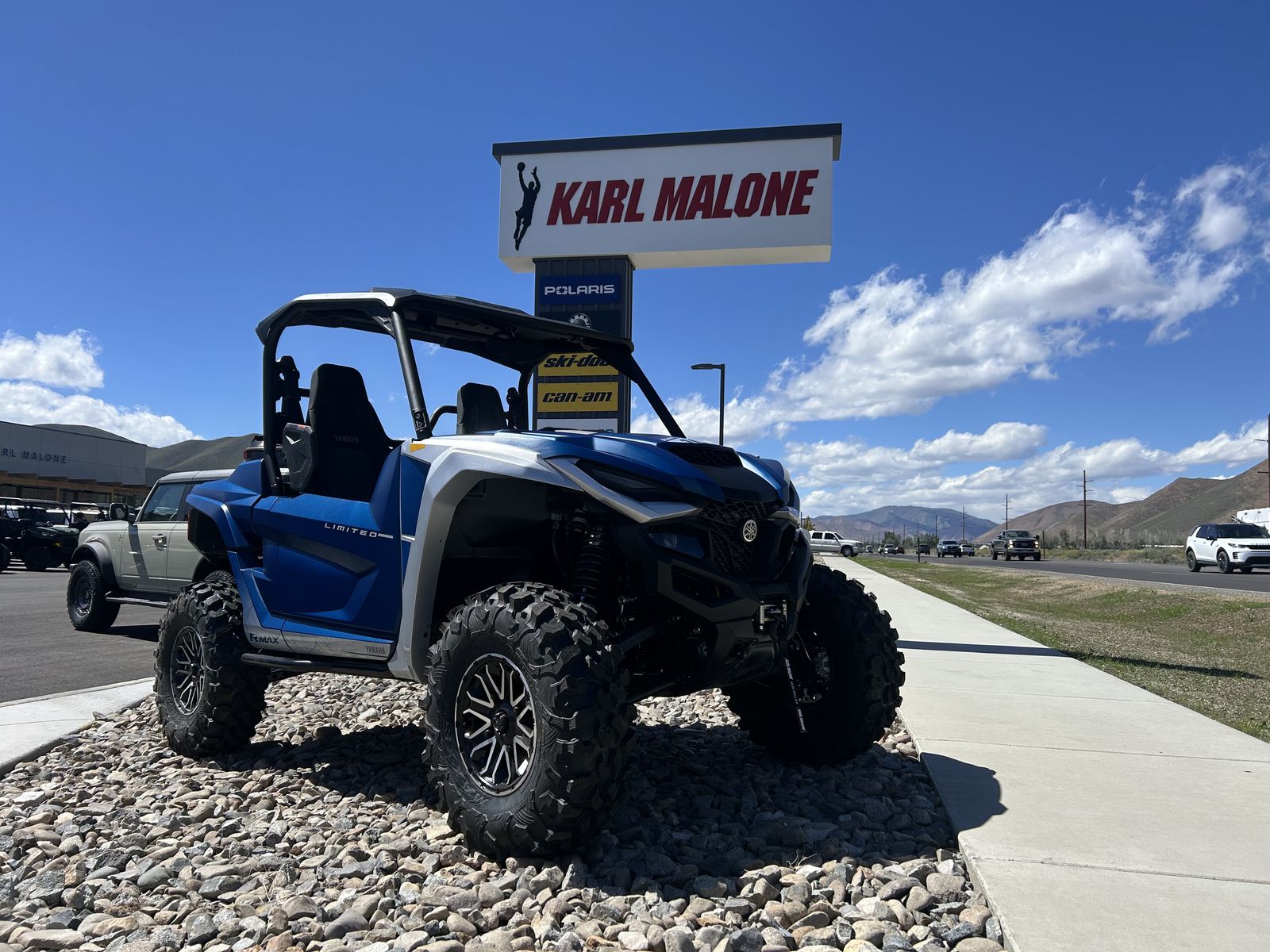 2026 Yamaha Wolverine RMAX2 1000 Limited Backcount