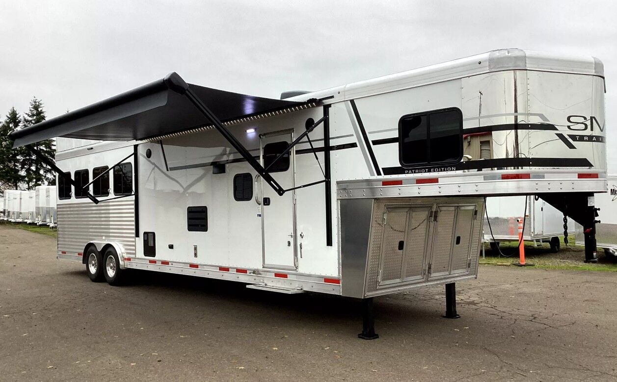 SMC Trailers 4 Horse Trailer w/ Living Quarters All Aluminum Gooseneck P8414SSR, Built by Lakota