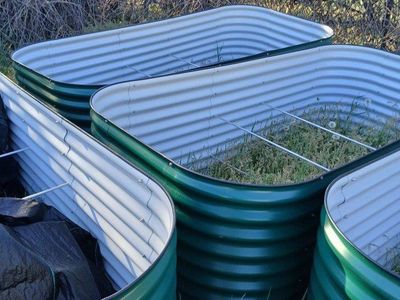 Waist high Vego Garden box