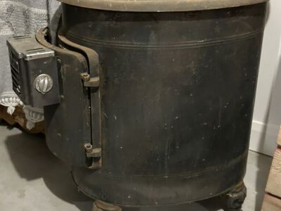 Potbelly Wooden Stove.