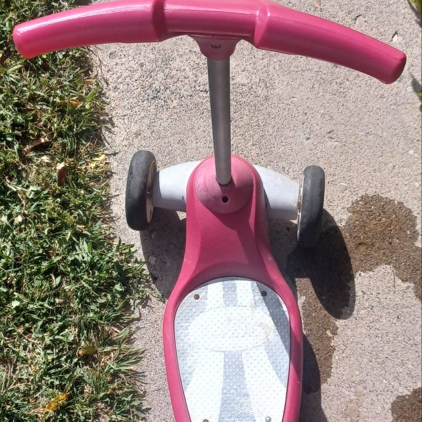 CHILDS SCOOTERS!