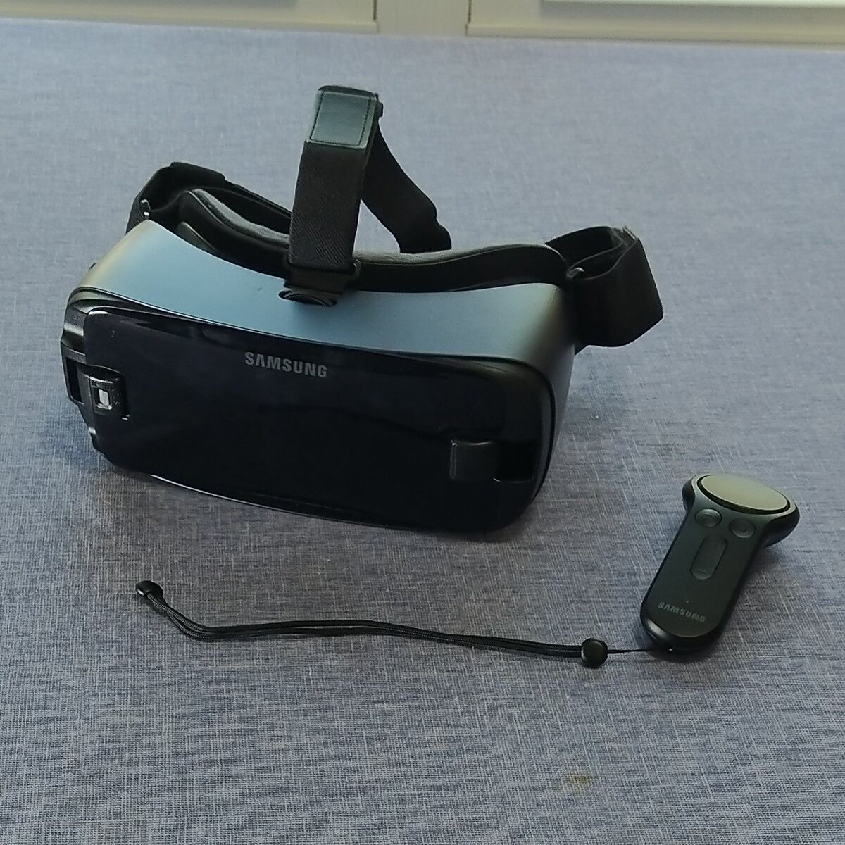 Samsung Gear VR Oculus Headset