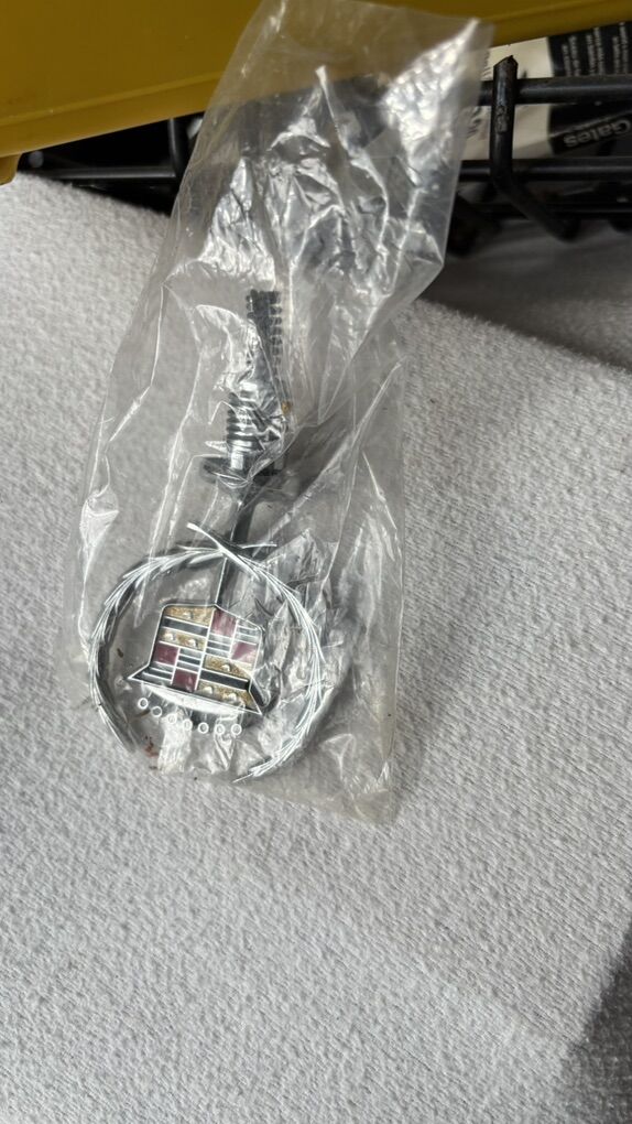 Genuine New cadillac Hood Ordamint