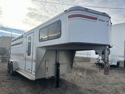 USED 2003 Silver Star 3 Horse Gooseneck
