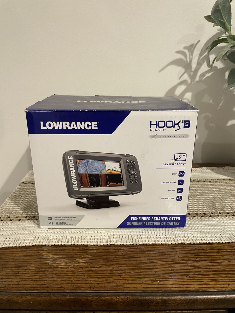 Lowrance HOOK2 5 TripleShot Fish Finder Brand New