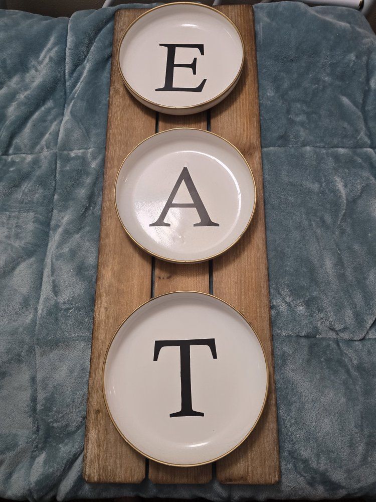 "EAT" Kitchen Wall Decor Sign.  Bowls on Wood.  Rustic