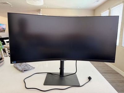 Samsung 34” Ultrawide Curved Monitor