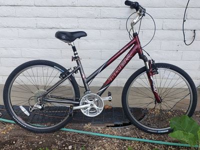 TREK NAVIGATOR 2OO 16.5" 41.9cm lady mountain bike