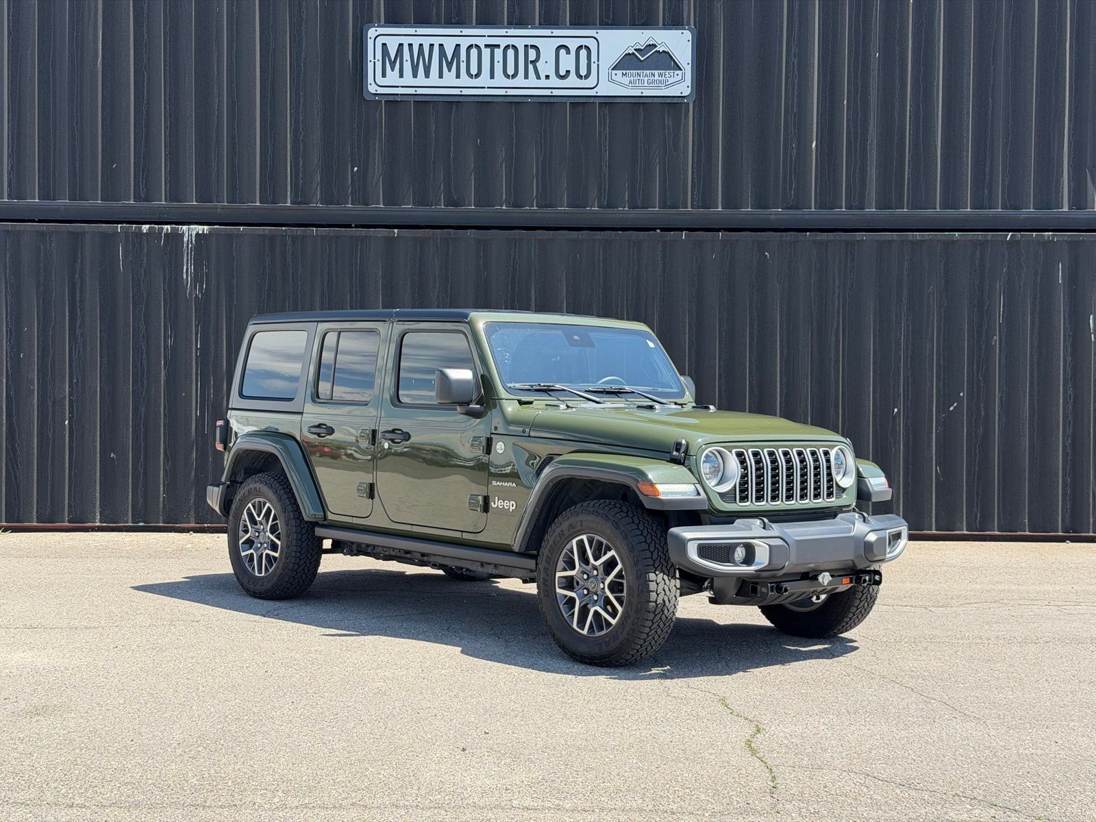 2024 Jeep Wrangler Sahara