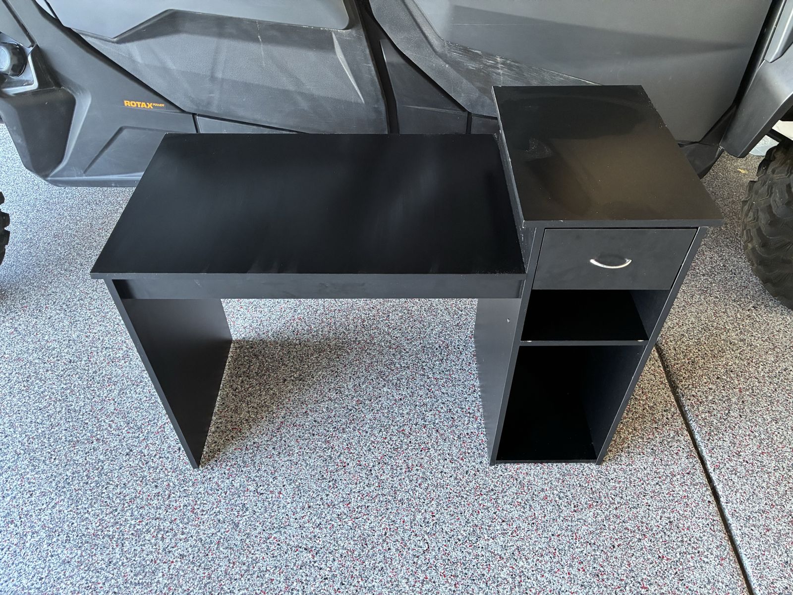Gently used black desk in great condition