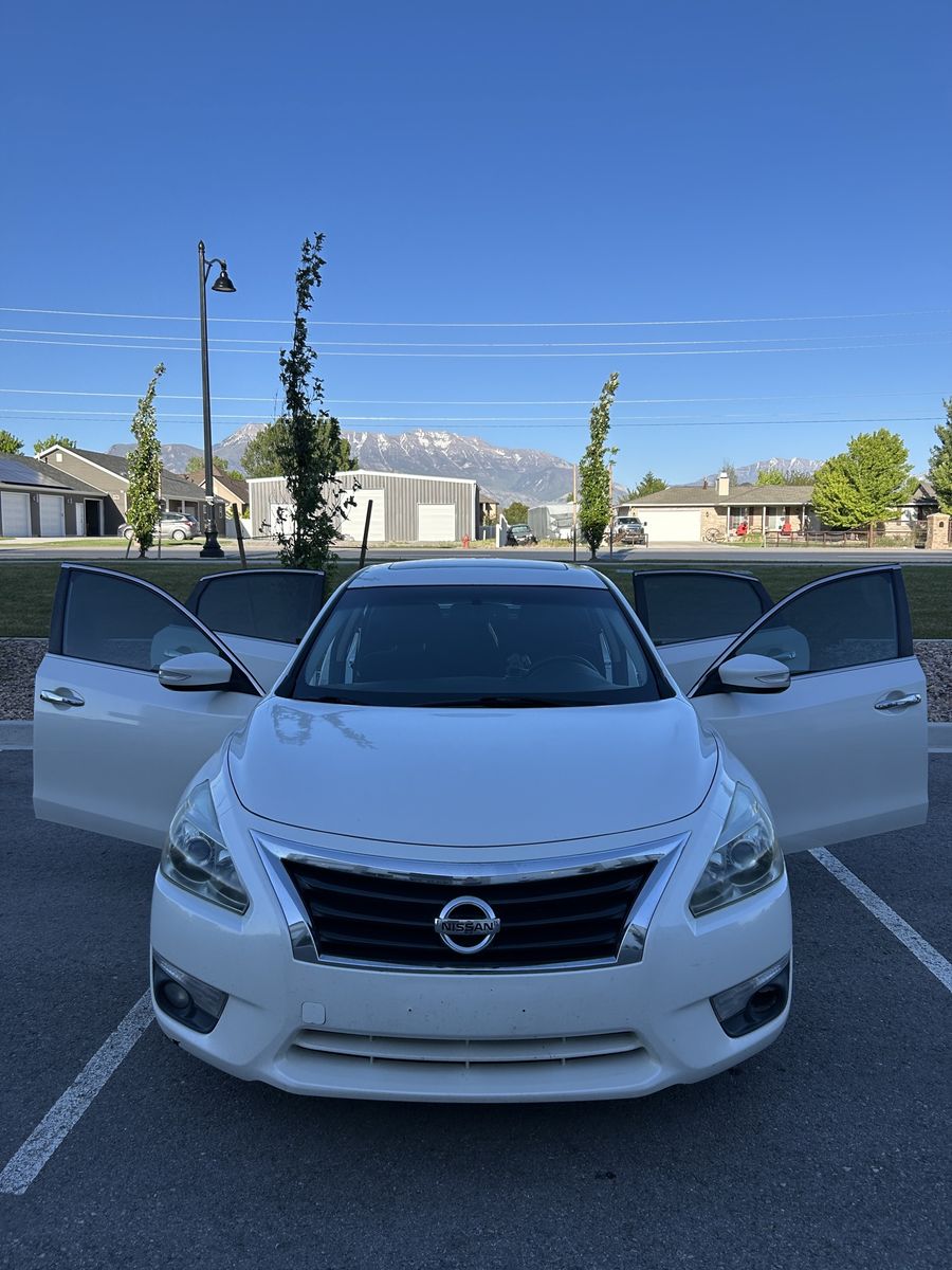 2015 Nissan Altima 3.5 SV