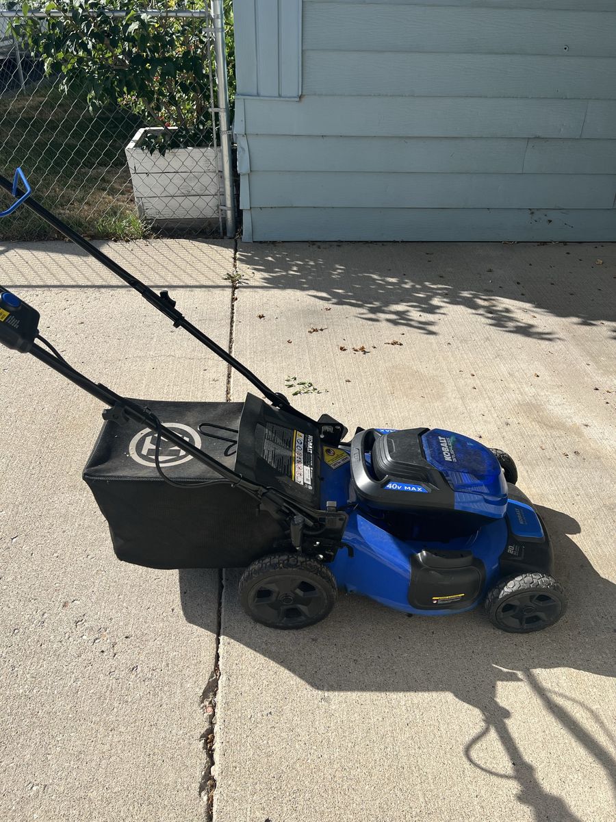 Kobalt 40V Max Brushless Cordless Lawn Mower with Grass Bag