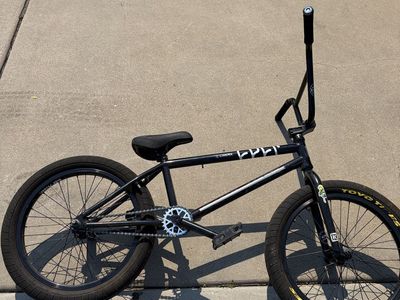 2022 Kink BMX Bike
