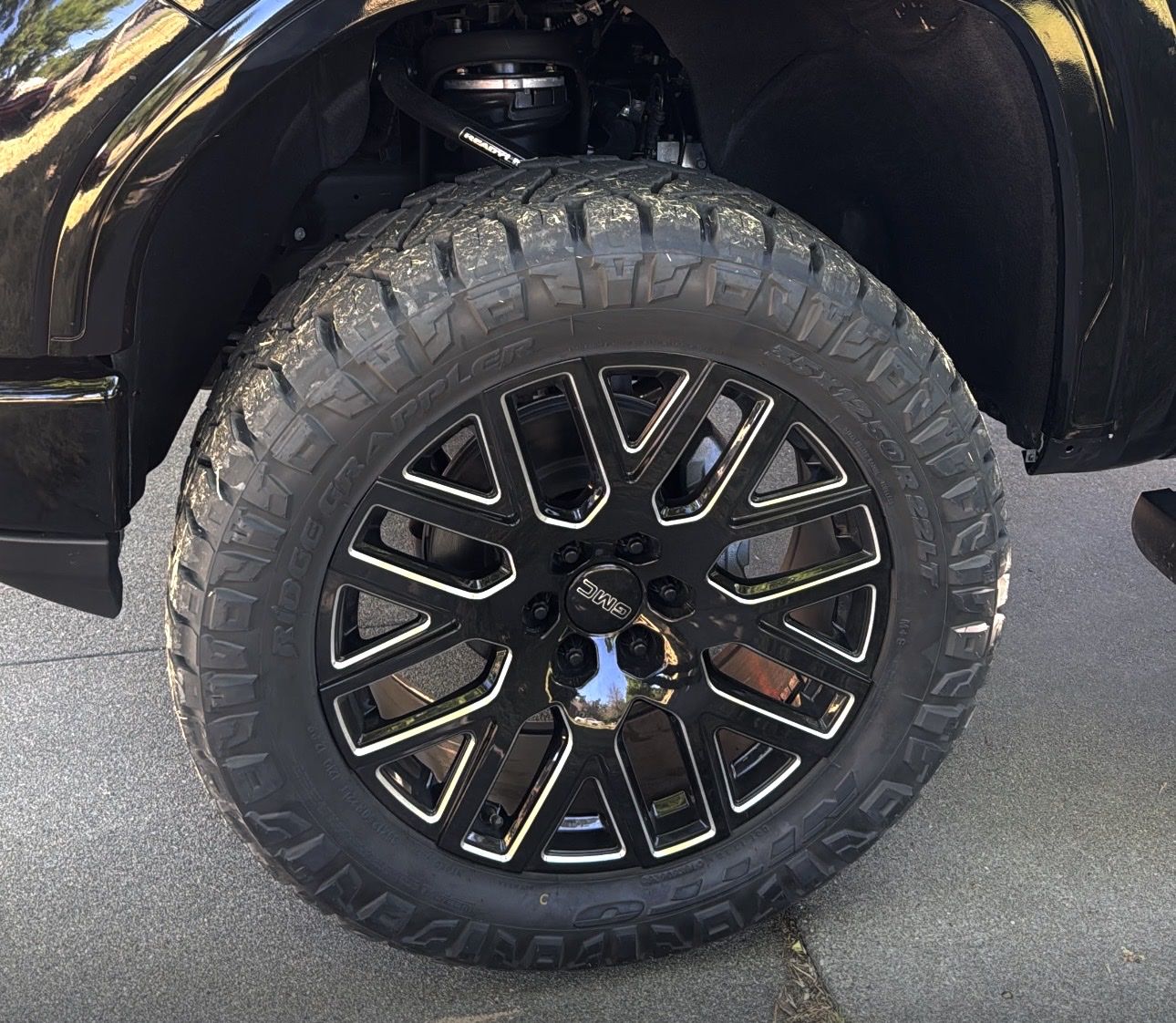 2026 Denali Sierra Ultimate 22” - Wheels