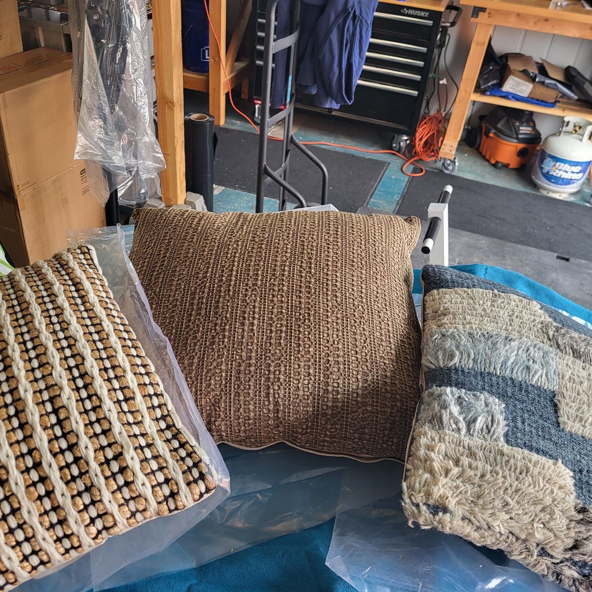 20"x20" Square Plush Throw Pillows Qty-3