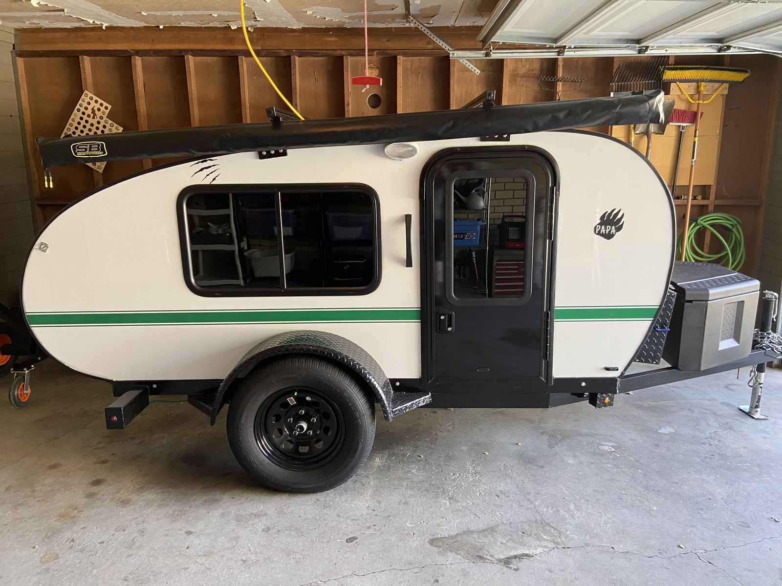 Rustic Trailer - Papa Bear Teardrop Camper (2022 make)