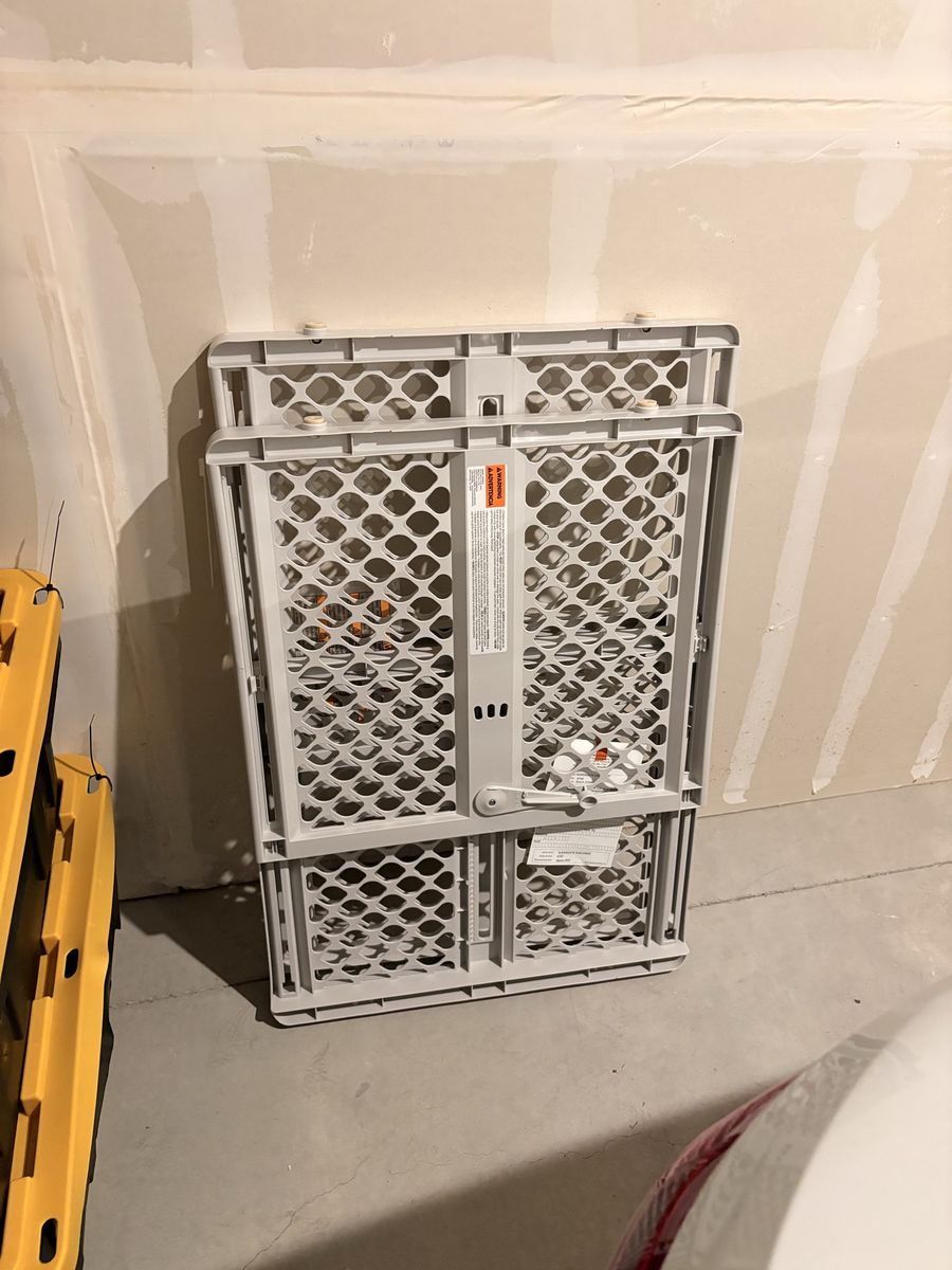 2 Baby gates