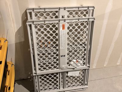 2 Baby gates