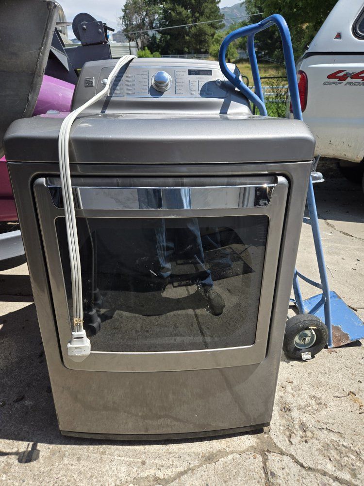 Kenmore Elite Steam Dryer - Gray/Silver, Electric