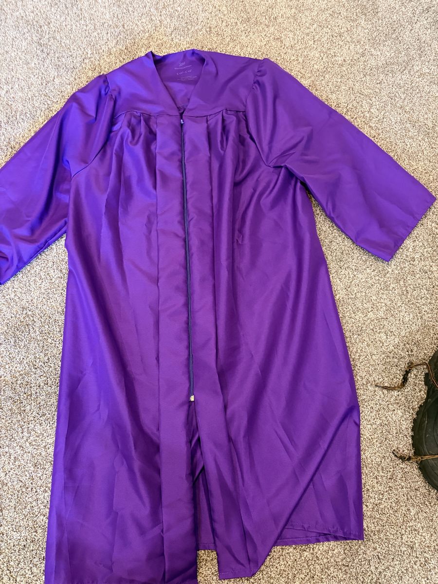 Main image 3