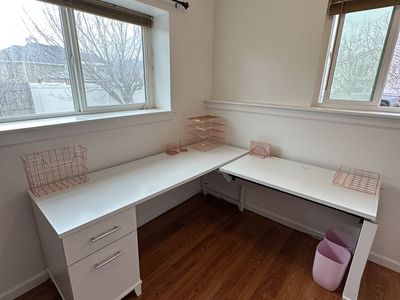 White L-Shaped Sit/Stand Desk – $200