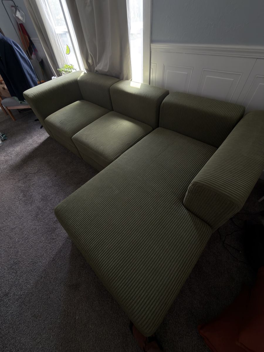 Main image 4