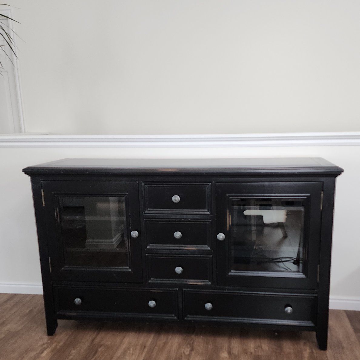 Buffet/TV Stand