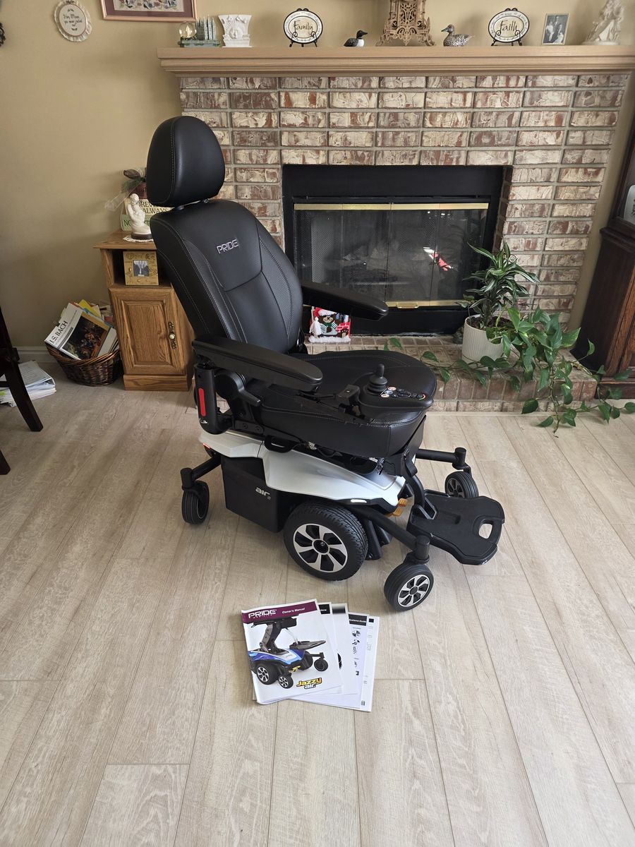 Pride Jazzy Air 2 Elevating Wheelchair