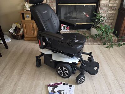 Pride Jazzy Air 2 Elevating Wheelchair