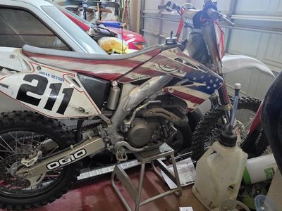2004 Honda CRF450