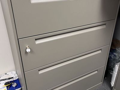 Steelcase TS218424 4-Drawer Lateral File Cabinet with Key - Gray