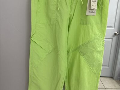 No Boundaries Neon Green Parachute Pants - Small