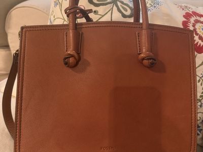 Fossil leather bag purse