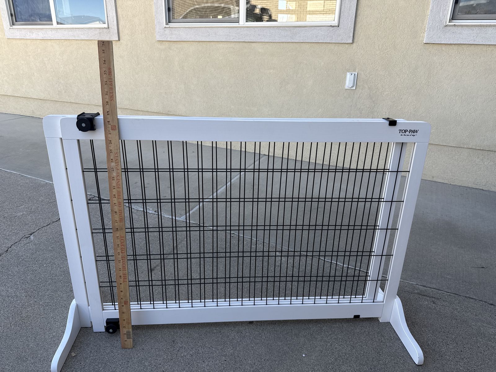 Expandable Dog Gate