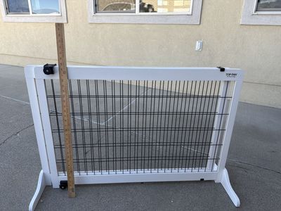 Expandable Dog Gate